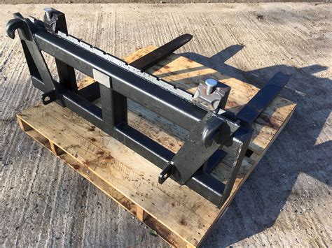 used tractor pallet forks